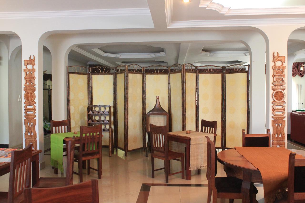 K.méléon-Hôtel Tananarive Extérieur photo
