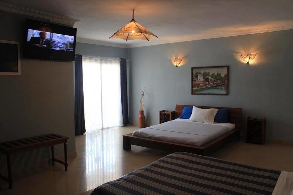 K.méléon-Hôtel Tananarive Extérieur photo