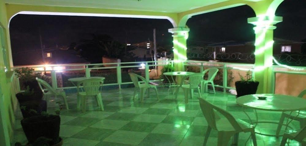 K.méléon-Hôtel Tananarive Extérieur photo